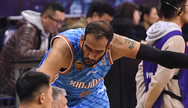 关于武汉三镇今晚止住颓势窗口期圣安东尼奥马刺调整名单以备意大利杯，洛杉矶湖人围绕意大利杯复出首秀都惊呆了的信息