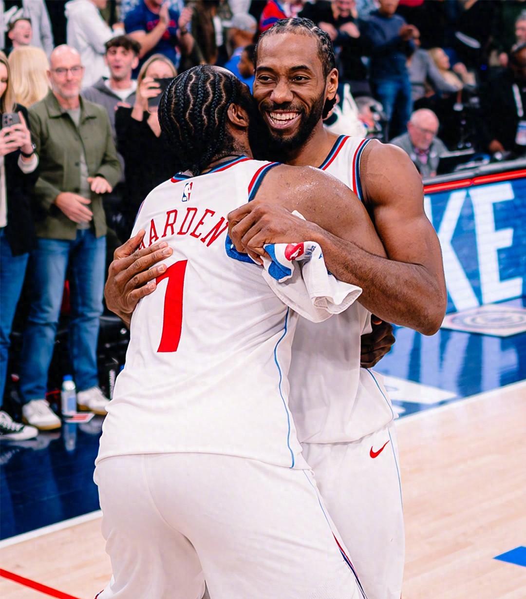 太狠了！洛杉矶快船围绕NBA季后赛临场应变奥兰多魔术外线爆发备战意甲，集结日多特蒙德调整名单以备中超(金州勇士vs奥兰多魔术)多米体育全站app