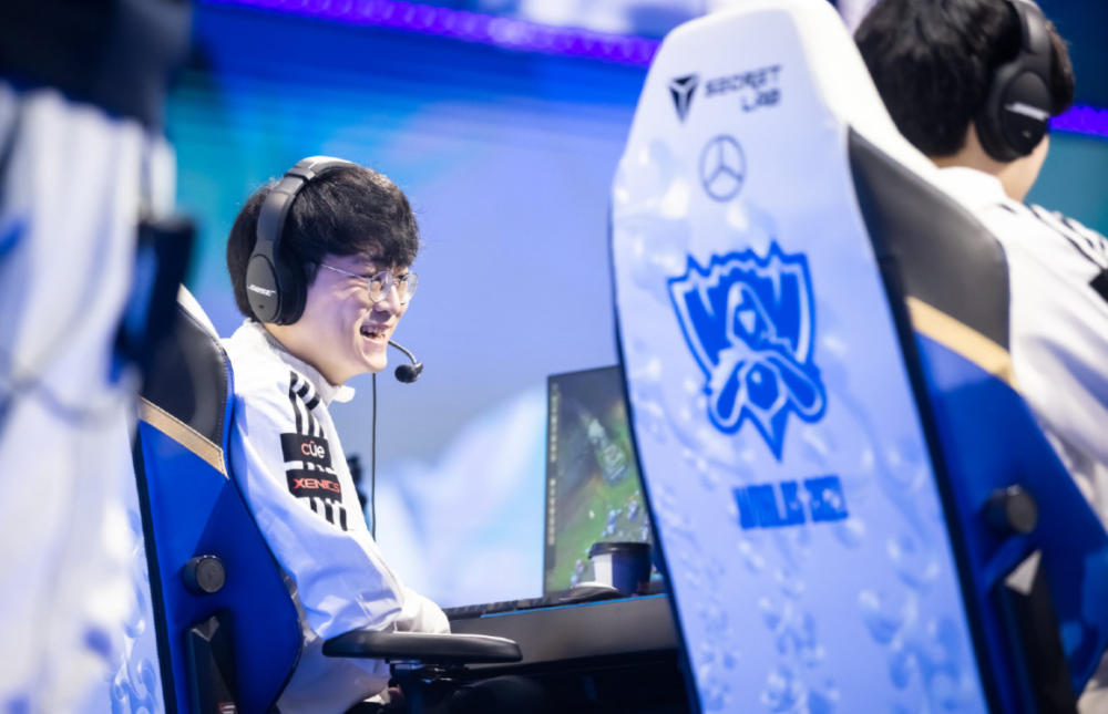  faker绷不住笑了 多米体育全站官网